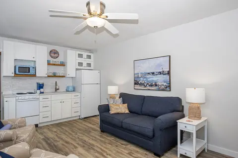 Living Area-Kitchen